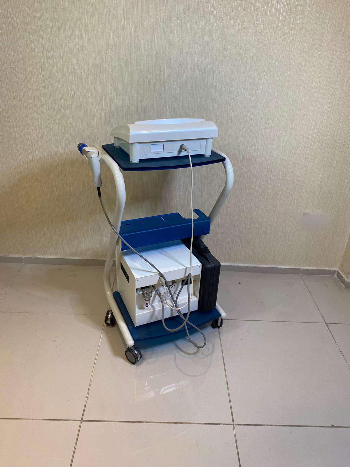 AWS MED (AKUSTİK DALGA TEDAVİSİ)