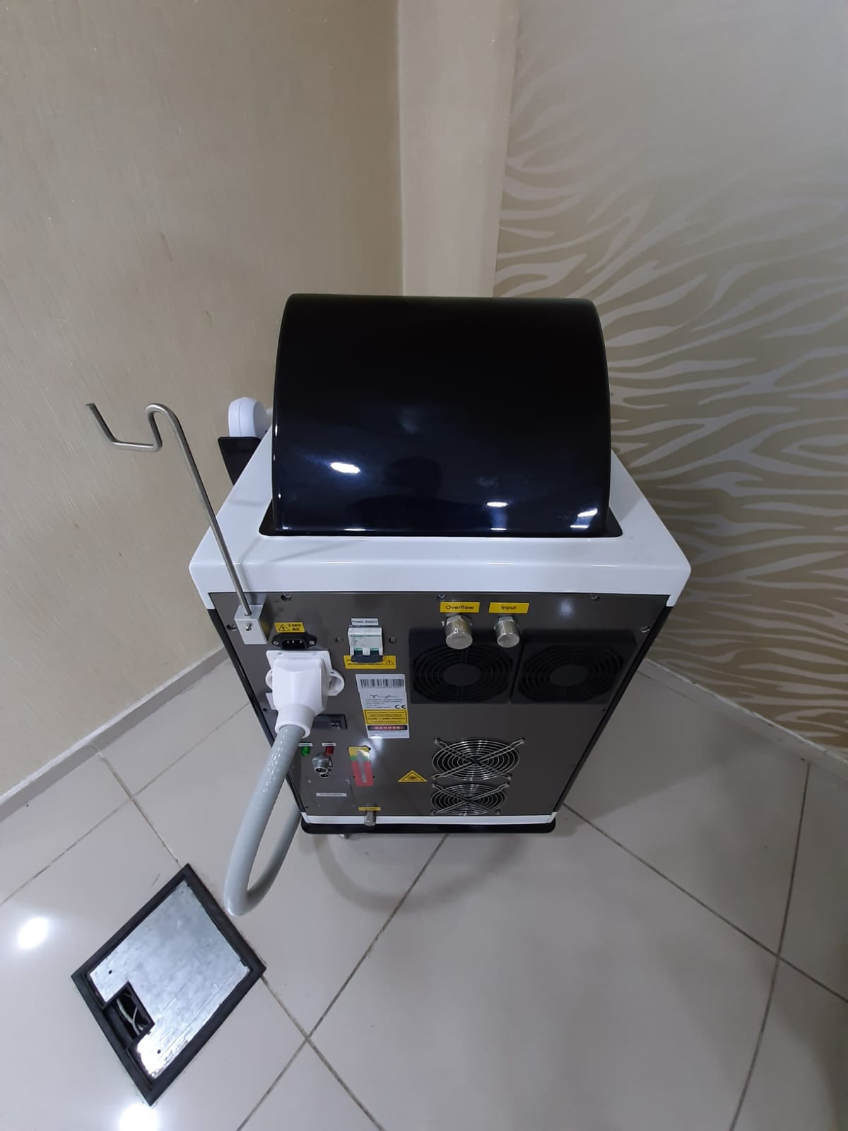 DEPİLA 12 DİYOT LAZER CİHAZI