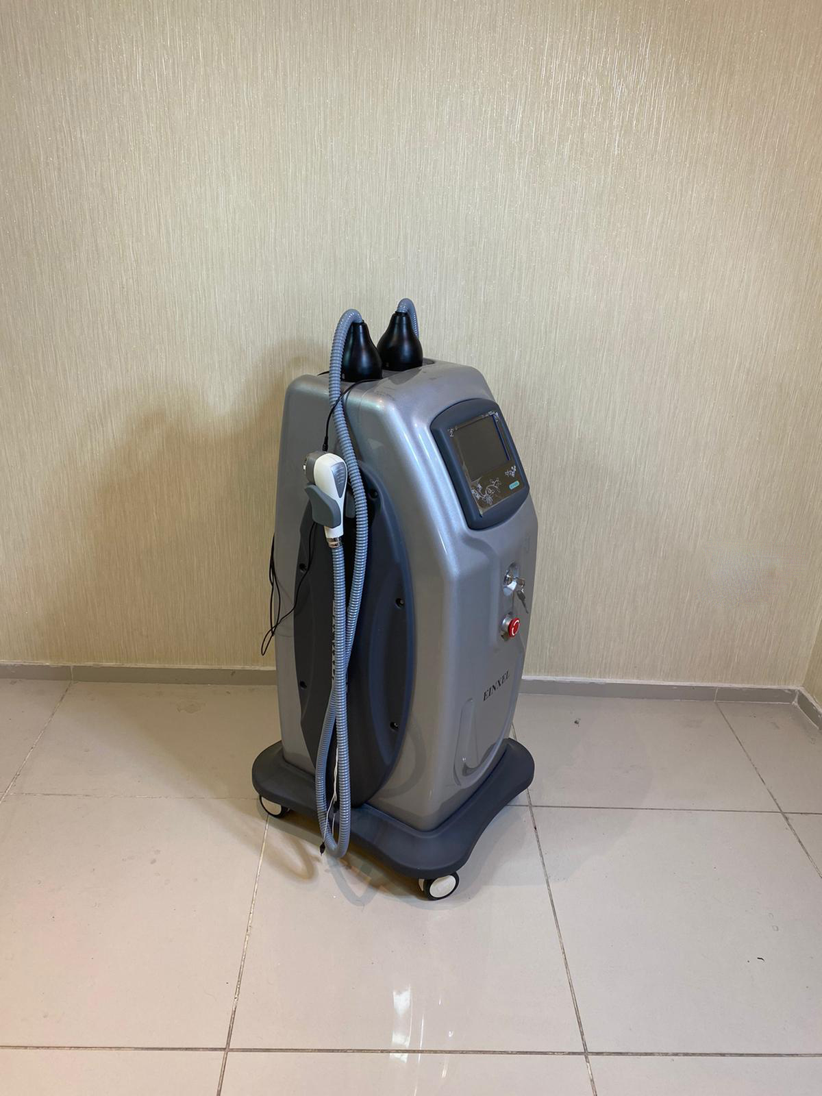 EINXEL FRANKSİYONEL RF ALTIN MİKRO İĞNELEME SİSTEMİ