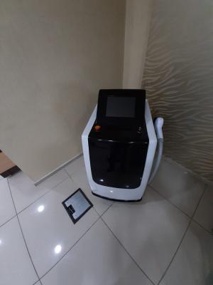 DEPİLA 12 DİYOT LAZER CİHAZI